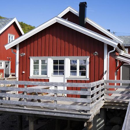 Reine Rorbu, Amaliebua Villa Luaran gambar