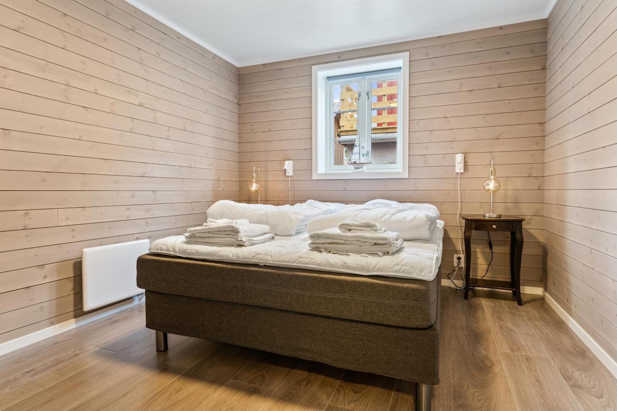 Reine Rorbu, Amaliebua Villa Luaran gambar