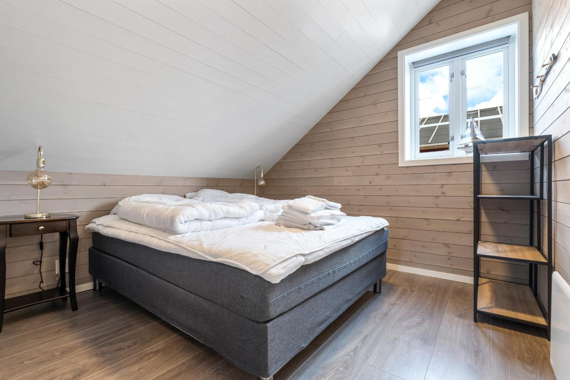 Reine Rorbu, Amaliebua Villa Luaran gambar