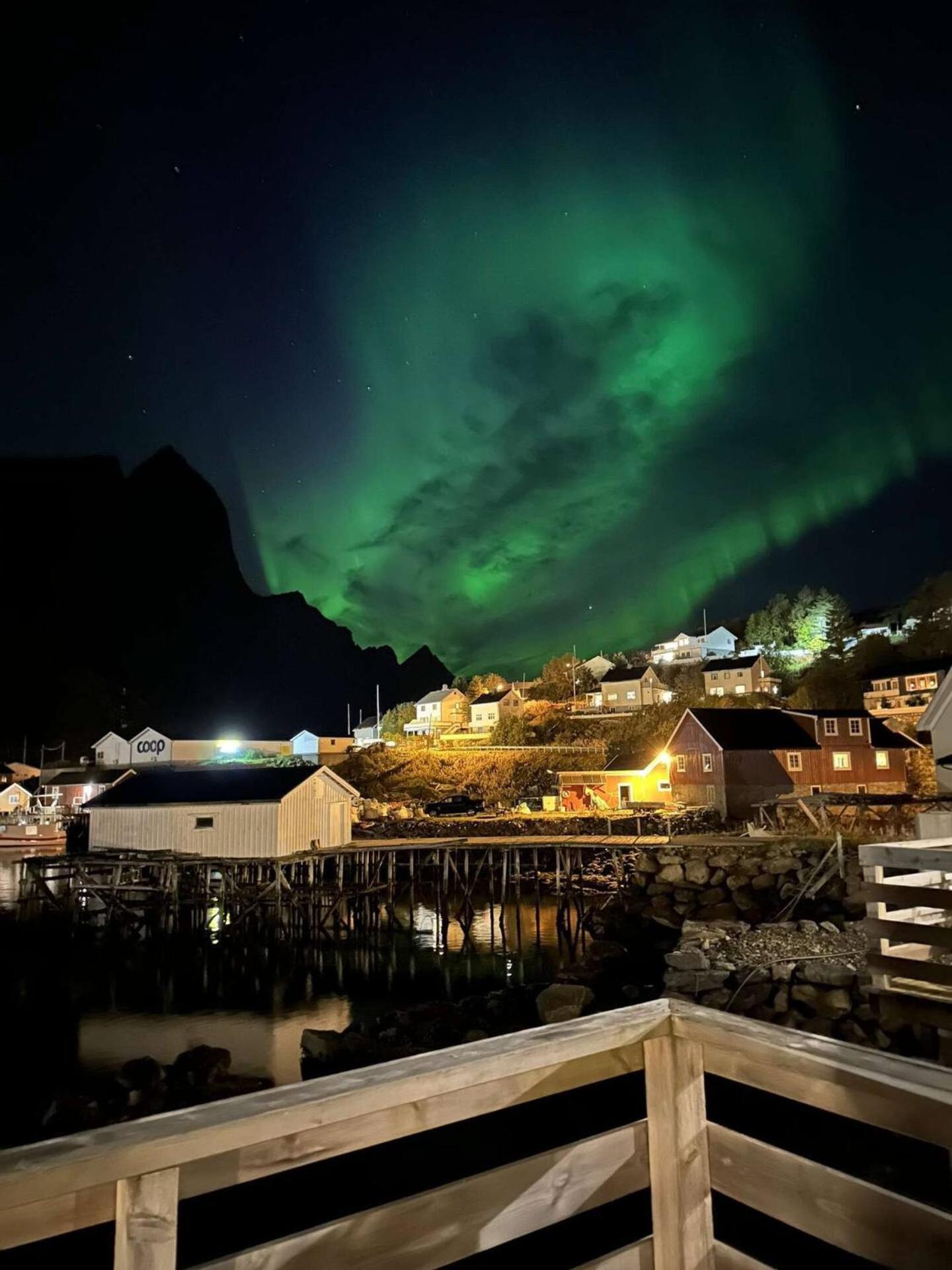 Reine Rorbu, Amaliebua Villa Luaran gambar